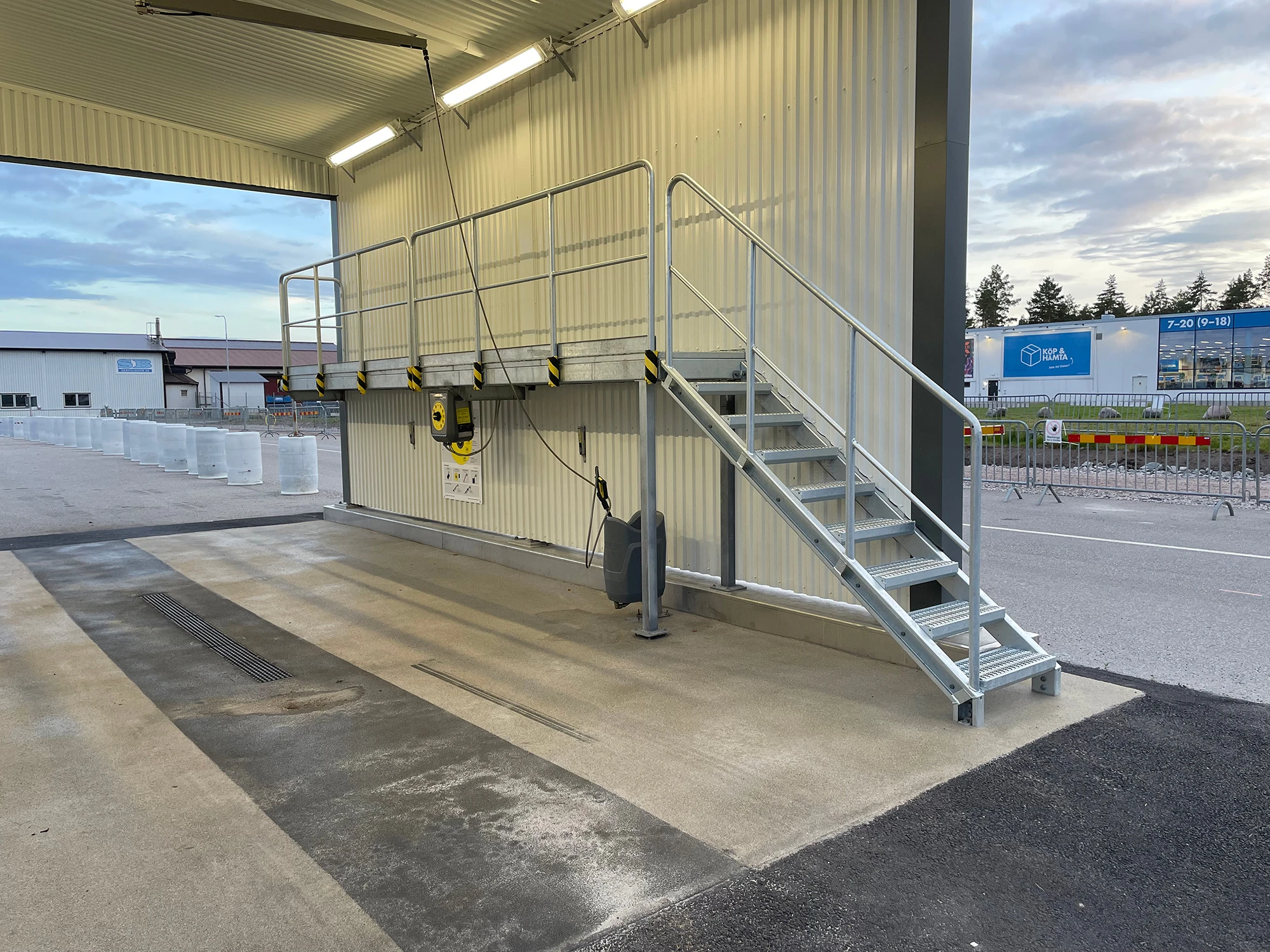 Upptaeck Rak Trappa Thumb IMG 2363