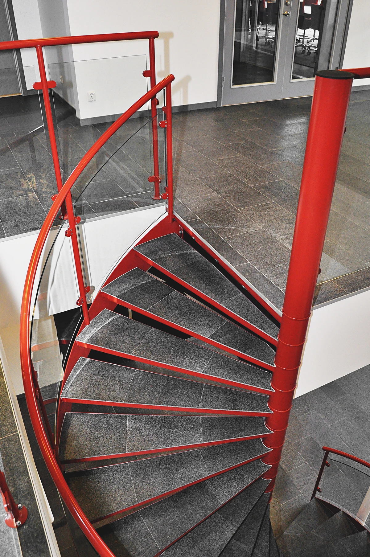 Upptack Spiraltrappa Inomhus Ac00001579 Thumb