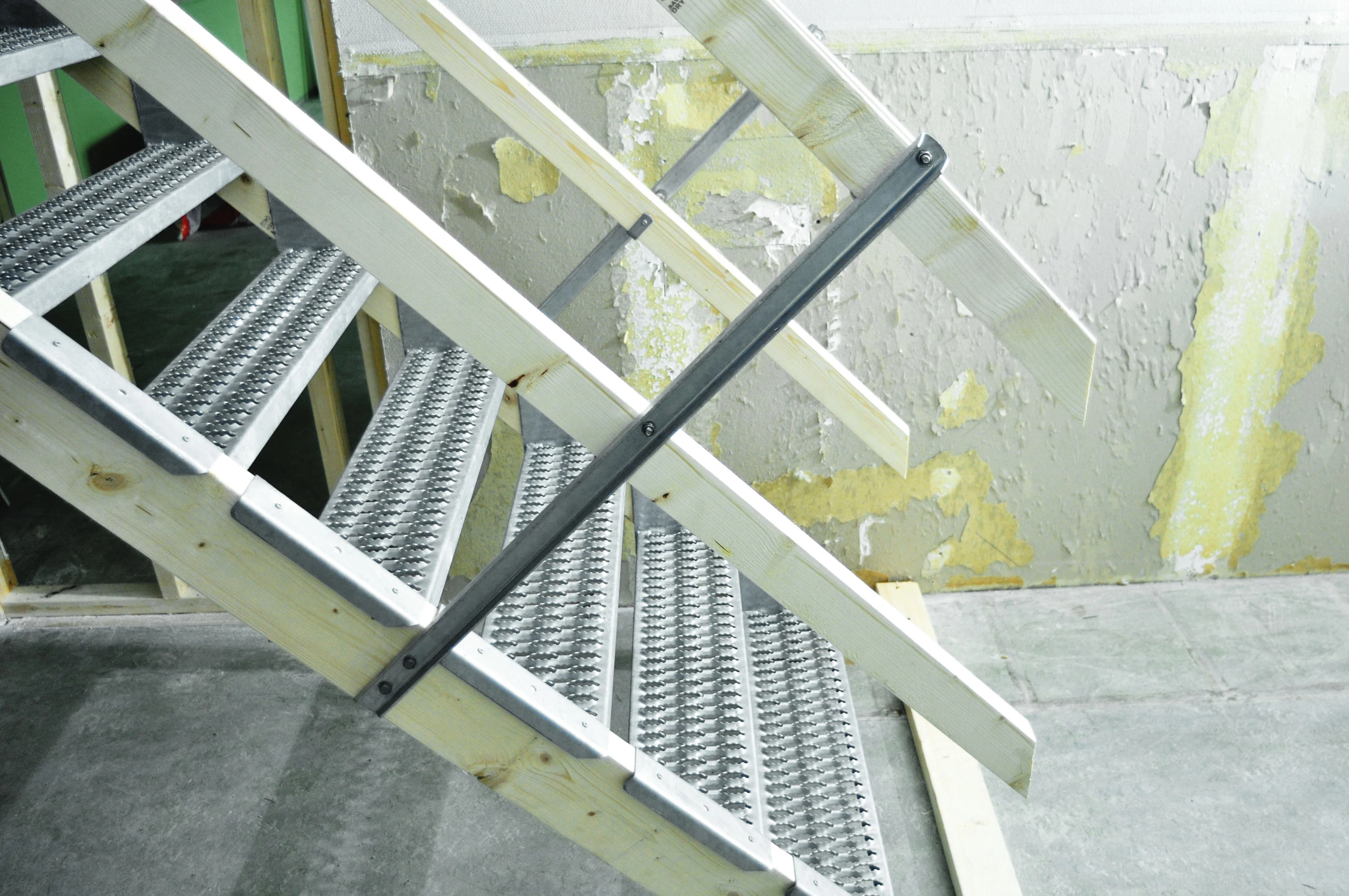 Ac00001623 Byggtrappa Liten