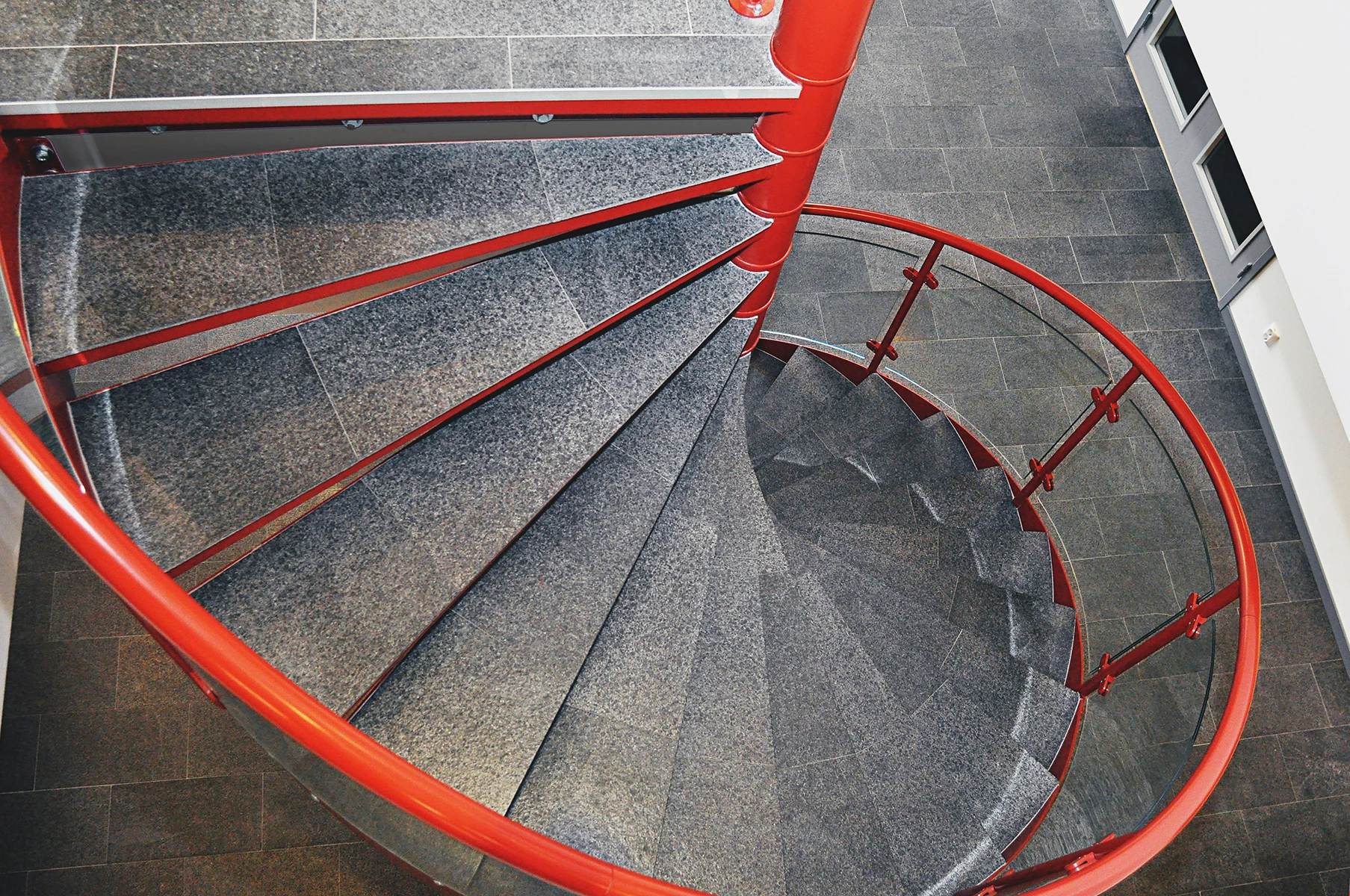 Upptack Spiraltrappa Inomhus Ac00001579 Thumb